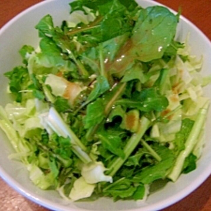 自家製ごまドレッシングで食べる ルッコラサラダ レシピ 作り方 By Kayanezumi327 楽天レシピ 自家製ごまドレッシングで食べる ルッコラサラダ レシピ 作り方 By Kayanezumi327 楽天レシピ